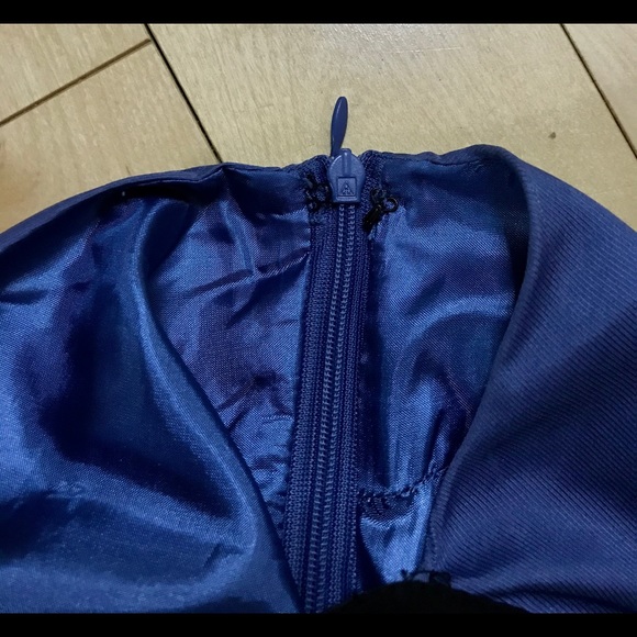 Fabulous vibrant sleeveless blouse - Picture 8 of 10